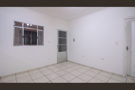 Casa para alugar com 1 quarto, 70m² em Parque das Flores, São Paulo