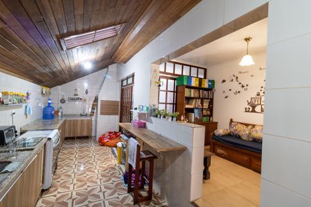 Cozinha de casa de condomínio para alugar com 3 quartos, 134m² em Glória, Porto Alegre