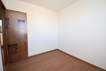 Quarto 2 de apartamento para alugar com 2 quartos, 40m² em Tres Barras, Contagem