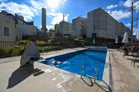 Área comum - Piscina de apartamento para alugar com 2 quartos, 40m² em Tres Barras, Contagem