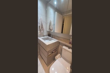 Banheiro de apartamento para alugar com 2 quartos, 50m² em Jardim Umuarama, São Paulo