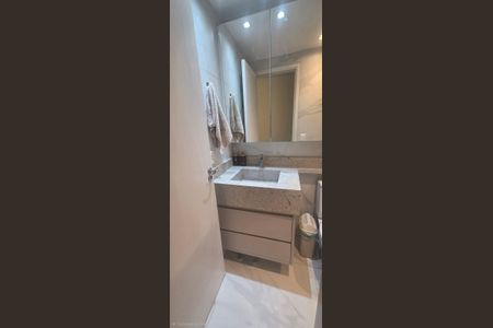 Banheiro de apartamento para alugar com 2 quartos, 50m² em Jardim Umuarama, São Paulo