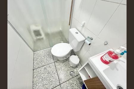 Apartamento à venda com 52m², 2 quartos e 1 vaga Apartamento à venda com 52m², 2 quartos e 1 vagaBanheiro