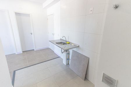 Apartamento para alugar com 38m², 2 quartos e sem vaga Apartamento para alugar com 38m², 2 quartos e sem vagaCozinha e Área de Serviço