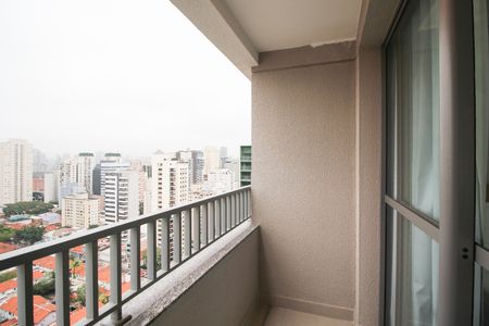 Varanda de kitnet/studio para alugar com 1 quarto, 28m² em Vila Olímpia, São Paulo