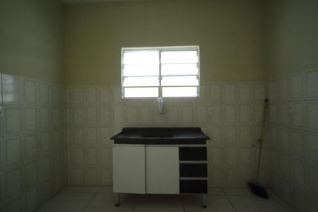 Casa à venda com 140m², 1 quarto e 2 vagasCozinha 