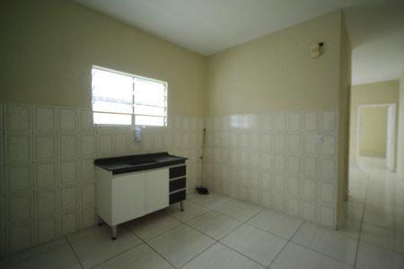 Casa à venda com 140m², 1 quarto e 2 vagasCozinha 