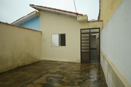 Casa à venda com 140m², 1 quarto e 2 vagasGaragem/quintal - Vista interna 