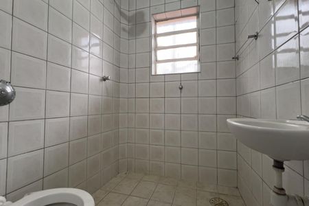 Casa para alugar com 63m², 2 quartos e sem vagaBanheiro