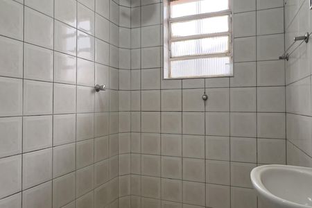 Casa para alugar com 63m², 2 quartos e sem vagaBanheiro