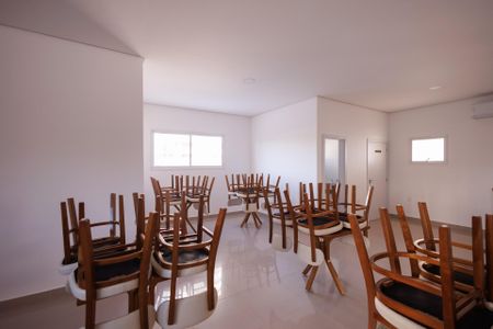 Apartamento para alugar com 79m², 2 quartos e 2 vagas Apartamento para alugar com 79m², 2 quartos e 2 vagasÁrea comum - Salão de festas