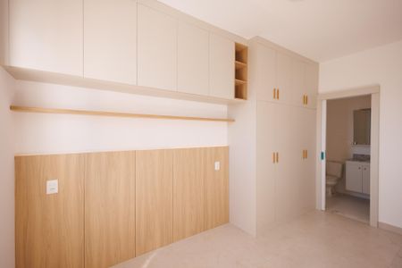 Apartamento para alugar com 79m², 2 quartos e 2 vagas Apartamento para alugar com 79m², 2 quartos e 2 vagasSuíte