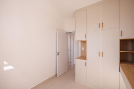 Apartamento para alugar com 79m², 2 quartos e 2 vagas Apartamento para alugar com 79m², 2 quartos e 2 vagasQuarto