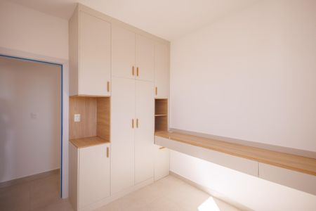 Apartamento para alugar com 79m², 2 quartos e 2 vagas Apartamento para alugar com 79m², 2 quartos e 2 vagasQuarto