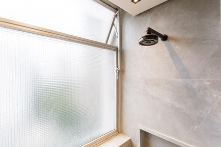 Apartamento à venda com 120m², 1 quarto e 2 vagas Apartamento à venda com 120m², 1 quarto e 2 vagasBanheiro 2
