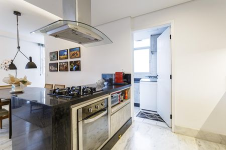 Apartamento à venda com 120m², 1 quarto e 2 vagas Apartamento à venda com 120m², 1 quarto e 2 vagasCozinha