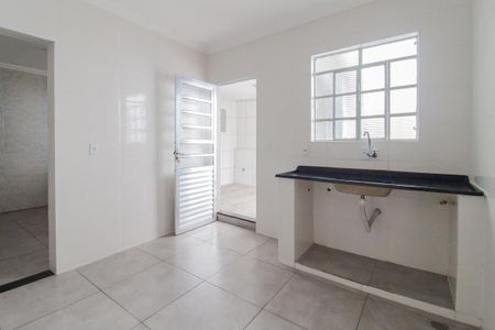 Casa para alugar com 60m², 2 quartos e 1 vagaCozinha