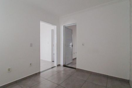 Casa para alugar com 60m², 2 quartos e 1 vagaSala
