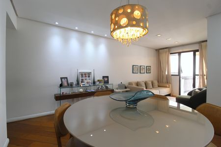 Apartamento à venda com 95m², 3 quartos e 2 vagasSala