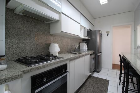 Apartamento à venda com 95m², 3 quartos e 2 vagasCozinha
