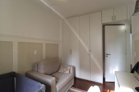 Apartamento à venda com 95m², 3 quartos e 2 vagasQuarto 2 - Suíte