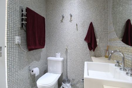 Apartamento à venda com 95m², 3 quartos e 2 vagasBanheiro da Suíte 3