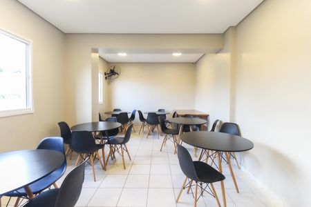 Apartamento para alugar com 42m², 2 quartos e 1 vagaÁrea Comum