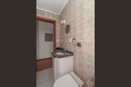 Banheiro Social de apartamento para alugar com 4 quartos, 137m² em Chácara das Pedras, Porto Alegre