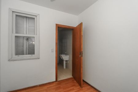 Quarto de Serviço de apartamento para alugar com 4 quartos, 137m² em Chácara das Pedras, Porto Alegre