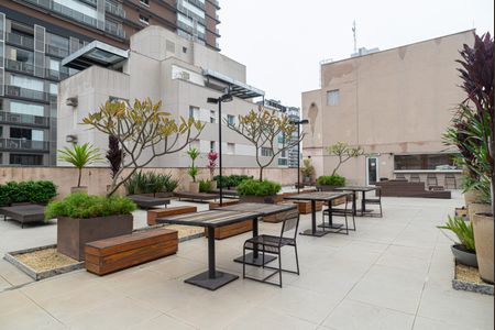 Apartamento para alugar com 43m², 1 quarto e sem vaga Apartamento para alugar com 43m², 1 quarto e sem vagaÁrea comum - Rooftop