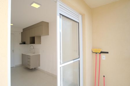 Varanda de apartamento para alugar com 1 quarto, 30m² em Guaiauna, São Paulo