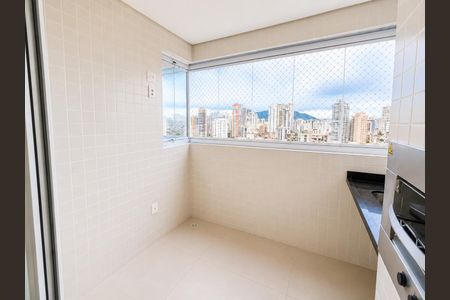 Varanda de apartamento para alugar com 2 quartos, 66m² em Macuco, Santos