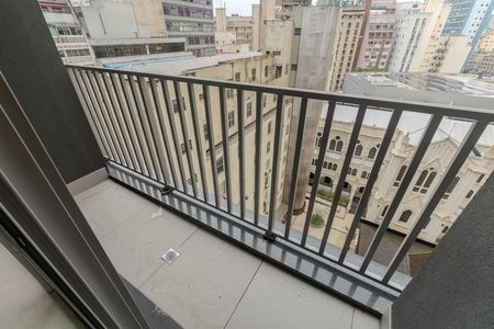 Apartamento à venda com 21m², 1 quarto e sem vaga Apartamento à venda com 21m², 1 quarto e sem vagaSacada