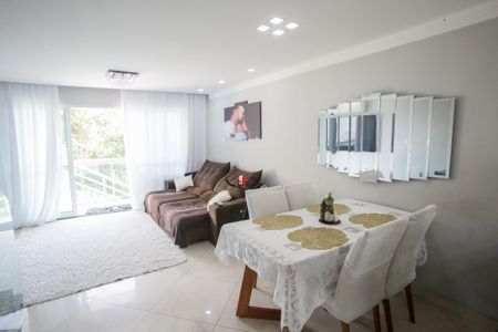 Casa para alugar com 3 quartos, 500m² em Taquara, Rio de Janeiro