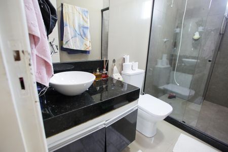 Casa para alugar com 500m², 3 quartos e 2 vagasBanheiro da Suíte 1