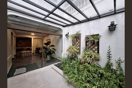 Apartamento à venda com 73m², 3 quartos e 1 vaga Apartamento à venda com 73m², 3 quartos e 1 vagaHall social