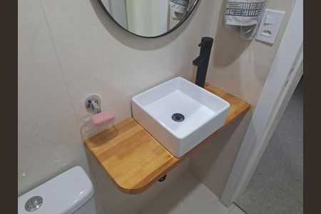 Apartamento à venda com 73m², 3 quartos e 1 vaga Apartamento à venda com 73m², 3 quartos e 1 vagaBanheiro 2