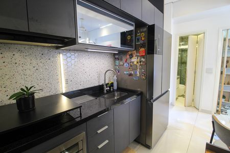 Cozinha de apartamento para alugar com 2 quartos, 35m² em Vila Butantã, São Paulo