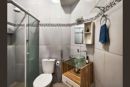 Banheiro Corredor de apartamento à venda com 1 quarto, 39m² em Imperial de São Cristóvão, Rio de Janeiro