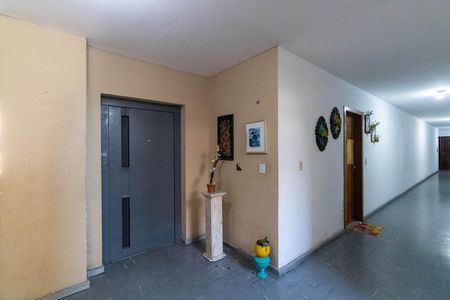 Apartamento à venda com 48m², 2 quartos e 1 vaga Apartamento à venda com 48m², 2 quartos e 1 vagaHall de entrada
