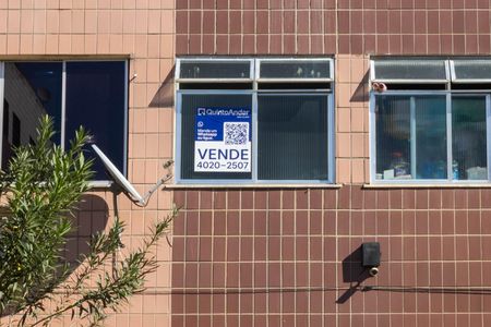 Apartamento à venda com 48m², 2 quartos e 1 vaga Apartamento à venda com 48m², 2 quartos e 1 vagaPlaquinha