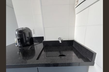 Apartamento para alugar com 33m², 2 quartos e sem vaga