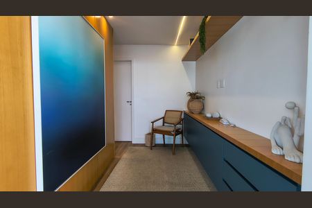 Corredor de apartamento para alugar com 4 quartos, 221m² em Barra da Tijuca, Rio de Janeiro