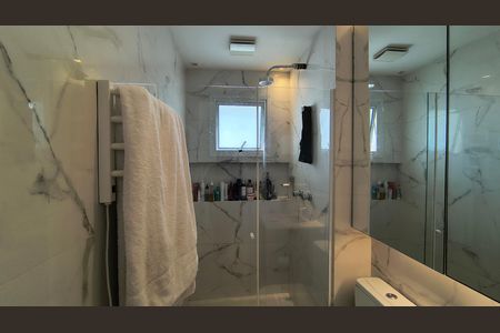 Banheiro da Suíte  de apartamento para alugar com 4 quartos, 221m² em Barra da Tijuca, Rio de Janeiro