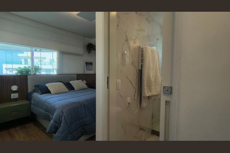 Apartamento para alugar com 221m², 4 quartos e 2 vagas Apartamento para alugar com 221m², 4 quartos e 2 vagasSuíte