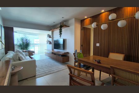 Apartamento para alugar com 4 quartos, 221m² em Barra da Tijuca, Rio de Janeiro