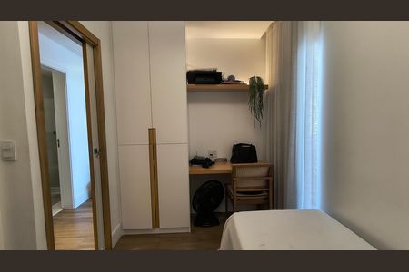 Apartamento para alugar com 221m², 4 quartos e 2 vagas Apartamento para alugar com 221m², 4 quartos e 2 vagasQuarto 2