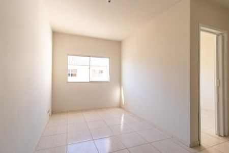 Sala de apartamento para alugar com 1 quarto, 45m² em Novo Mundo, Curitiba