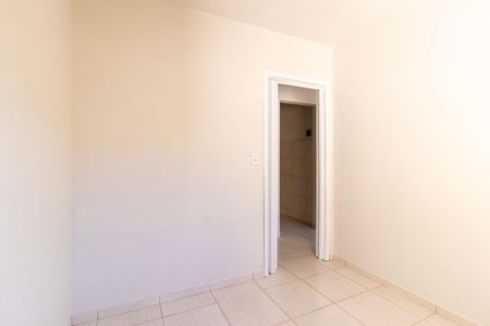 Quarto de apartamento para alugar com 1 quarto, 45m² em Novo Mundo, Curitiba
