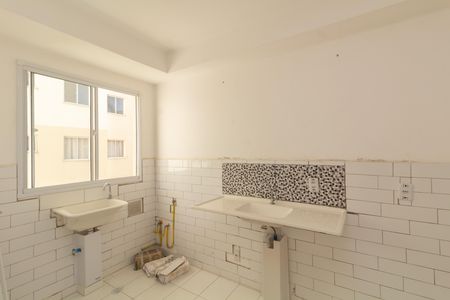 Apartamento para alugar com 48m², 2 quartos e sem vaga Apartamento para alugar com 48m², 2 quartos e sem vagaCozinha e Área de Serviço